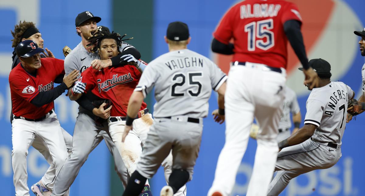 Guardians pitcher reveals Jose Ramirez disappoinment over Tim Anderson  fight