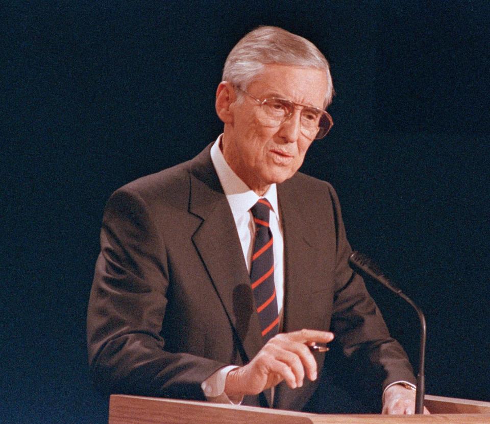 In this Oct. 5, 1988 file photo, Sen. Lloyd Bentsen, D-Texas, left, speaks during his vice presidential debate with Sen. Dan Quayle, R-Ind., at the Omaha Civic Auditorium, Omaha, Neb.