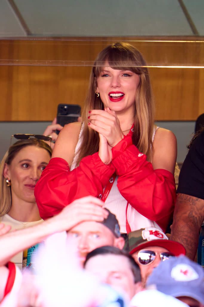 taylor swift at kansas city chiefs game