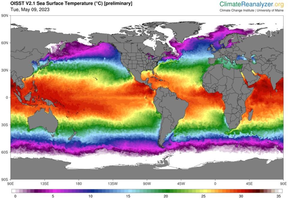 //ClimateReanalyzer.org), Climate Change Institute, University of Maine, USA.