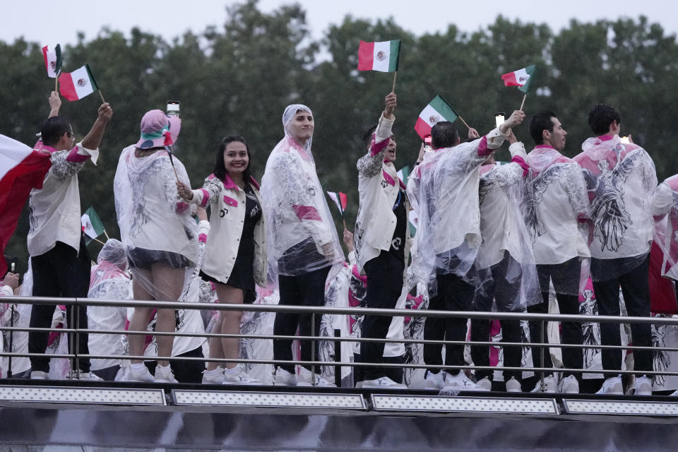 PARIS, FRANCE - JULY 26: Mexico's team moves down the Seine River during the Opening Ceremony of the Olympic Games Paris 2024 on July 26, 2024 in Paris, France. (Photo by Morry Gash-Pool/Getty Images)