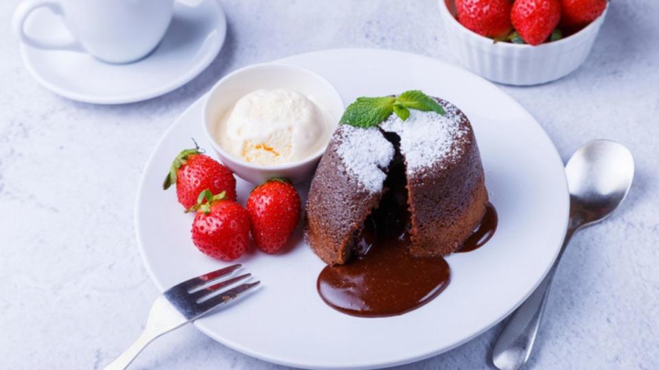 chocolate lava cake with molten center