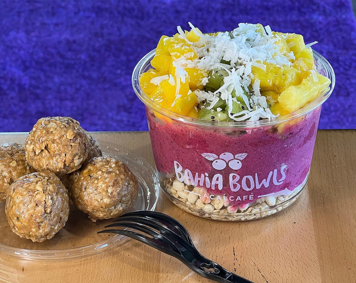 Bahia Bowls features tasty banana bread protein bites as well as a Pitaya Bowl on the menu at the new location in Green.