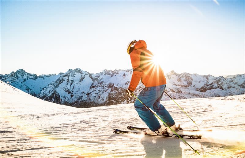 精選日本東北、北海道、新潟、長野等地的知名滑雪場，韓國則精選最知名的江原道雪場，可依據滑雪新手到滑雪高手自由選擇適合的滑雪套裝旅遊。（圖／品牌業者提供）
