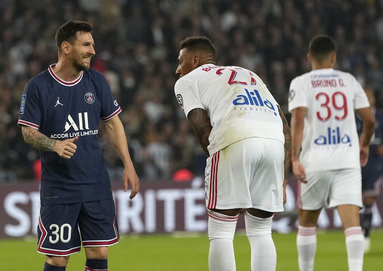 Lionel Messi en su último partido ante Lyon, en lo que fue empate 1-1 por la fecha 20 de la Ligue 1 2021-2022
