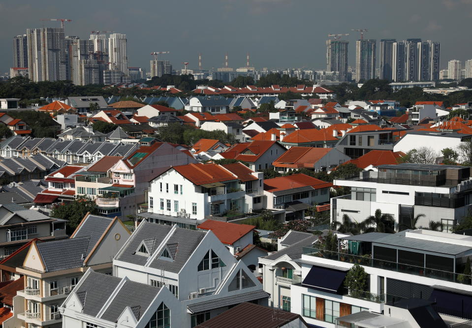 Purchases of new private apartments climbed to 1,547 units in November, Urban Redevelopment Authority figures showed. (PHOTO: REUTERS/Edgar Su)