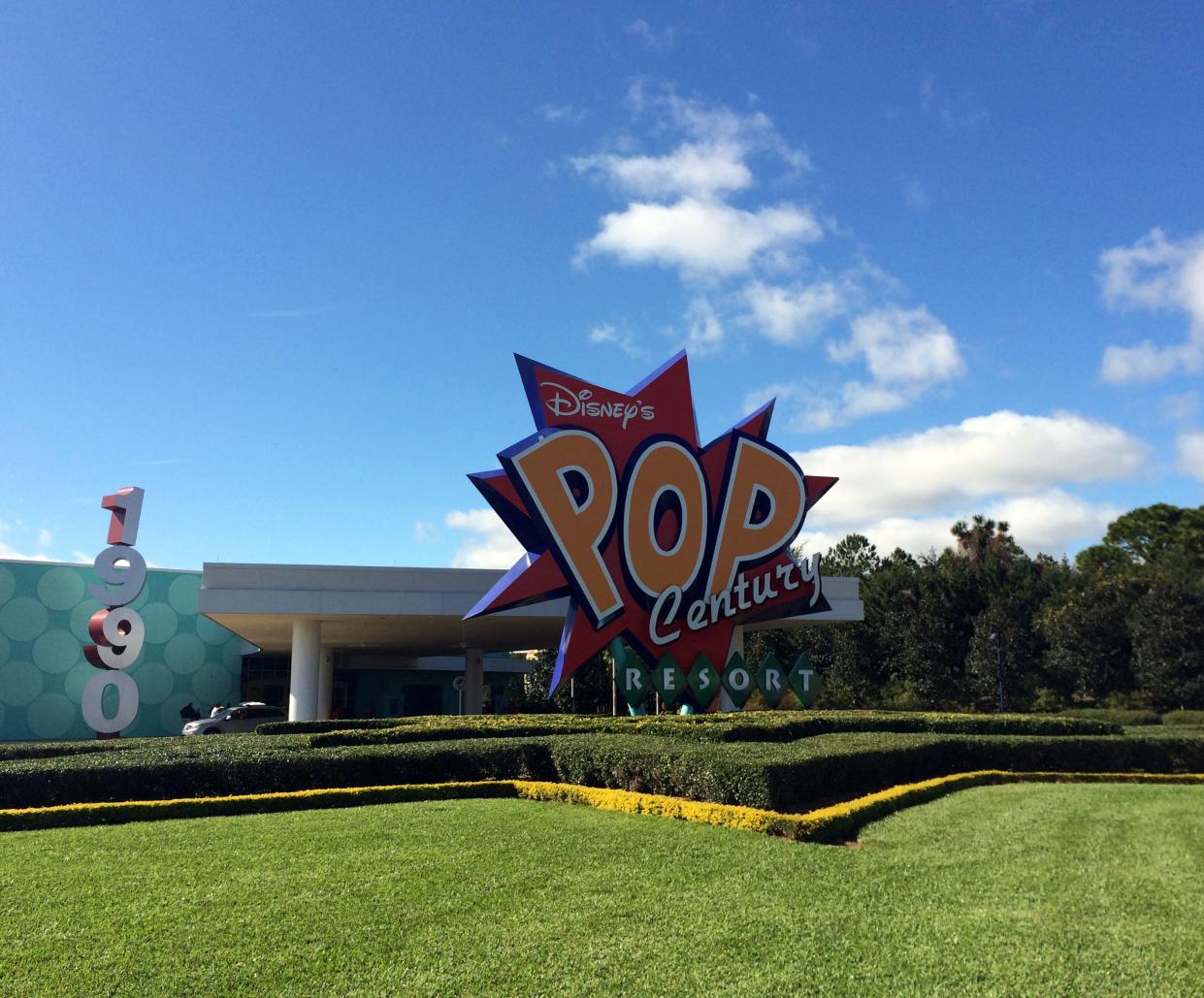 Orlando - Disney World - Disney's Pop Century Resort - Entrance Sign