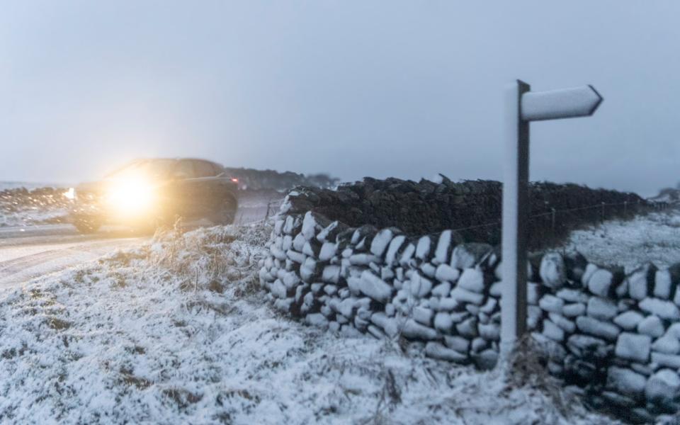 Heavy snow showers and strong winds arrive in Hexham, Northumberland