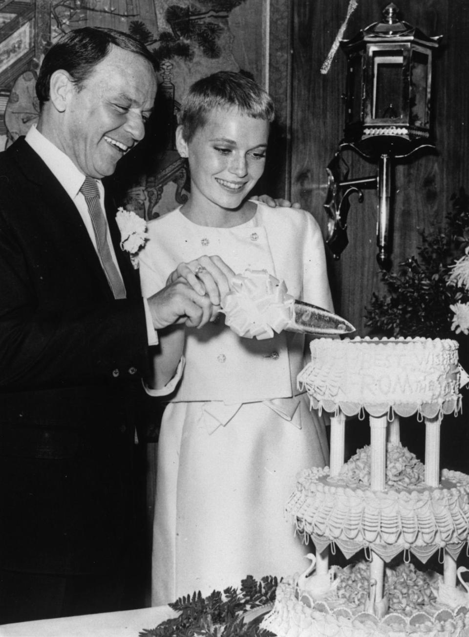 1966: Marrying Frank Sinatra