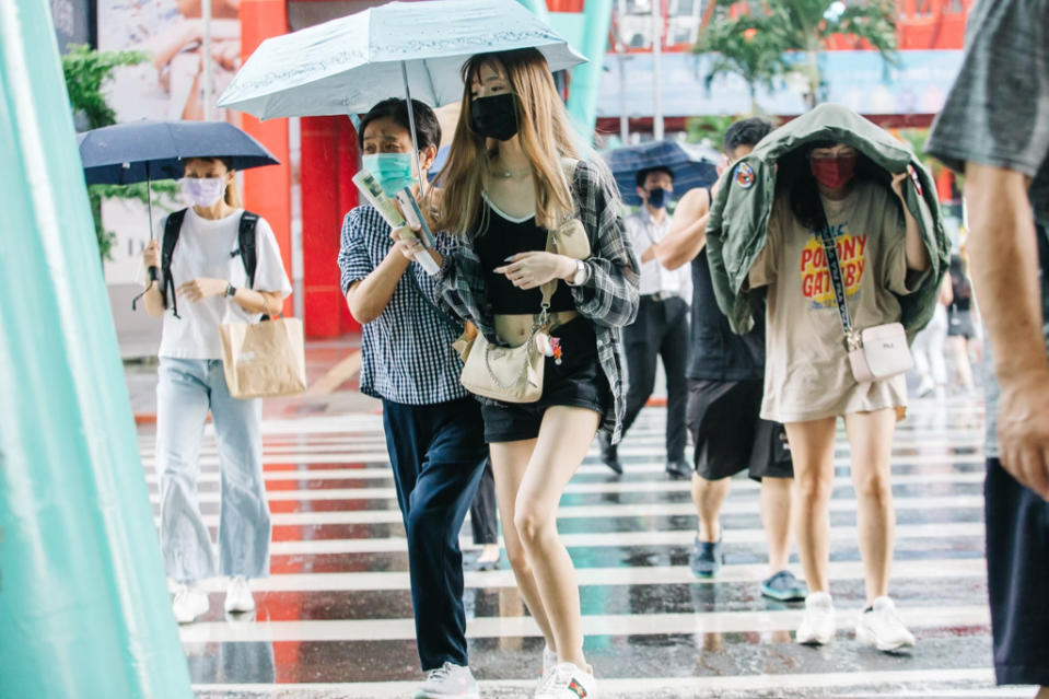 未來一周晴朗炎熱，午後有雷陣雨或大雷雨發生機率。(資料照 郭吉銓攝)