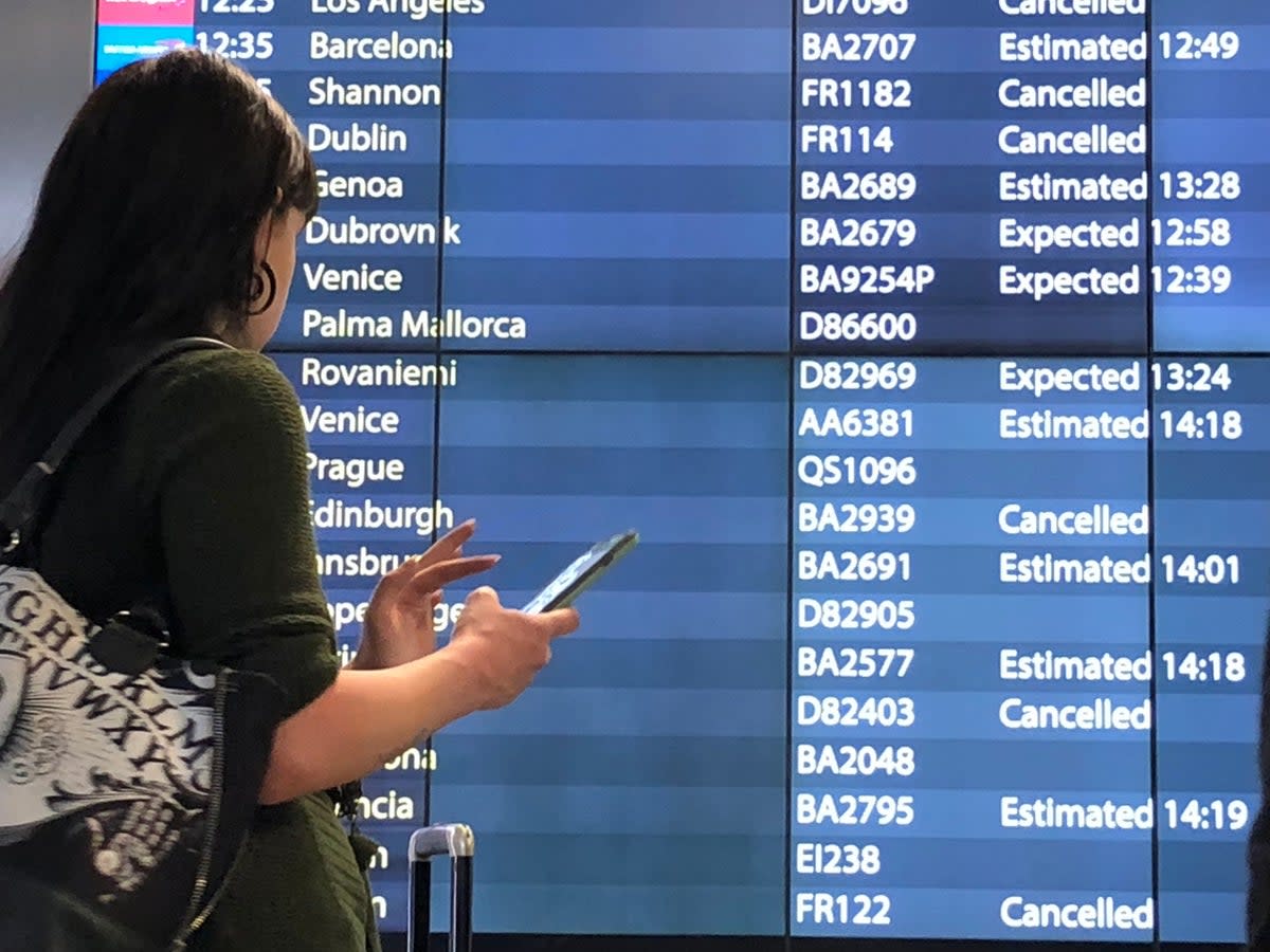 Flying tonight? Passenger at Gatwick airport during the drone disruption  (Simon Calder)