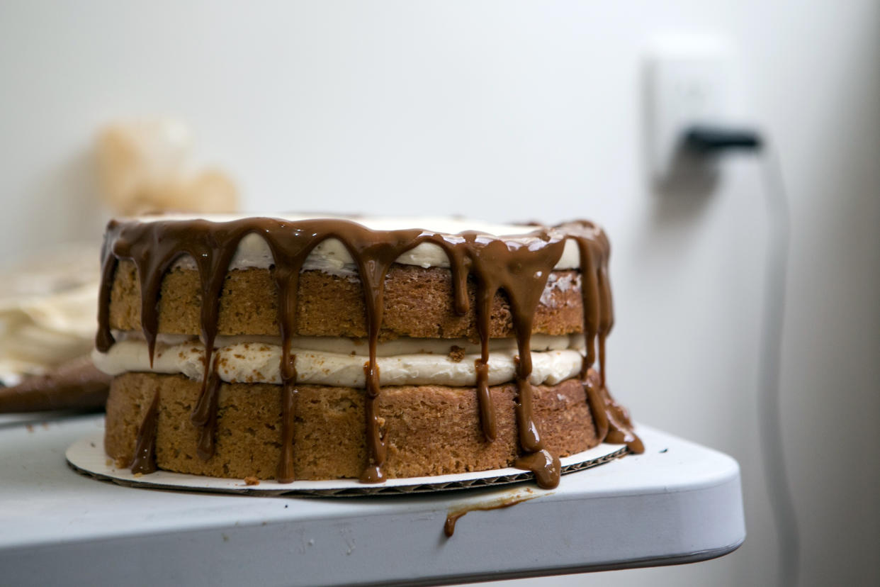 Un pastel de cumpleaños de dulce de leche en Ciudad de México, el 5 de septiembre de 2020. (Meghan Dhaliwal/The New York Times)