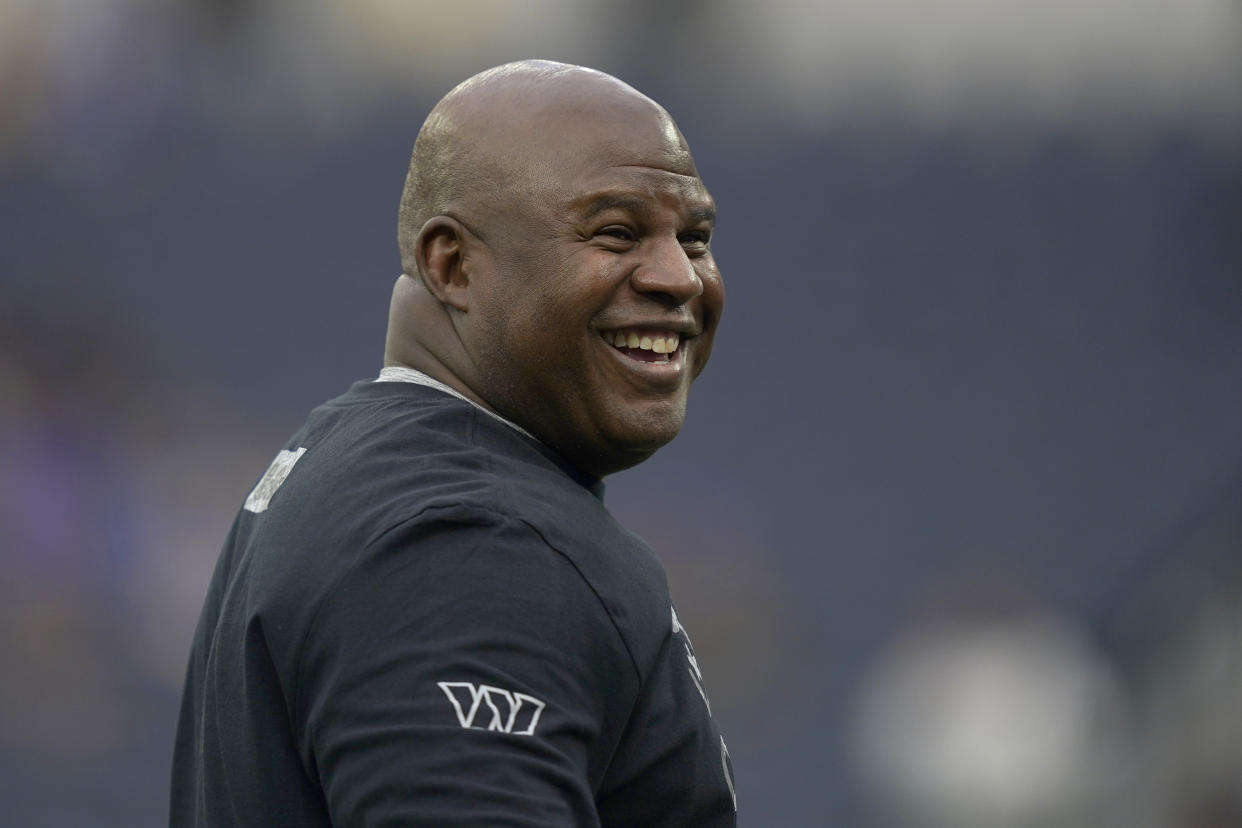 Washington Commanders assistant head coach/offensive coordinator Eric Bieniemy appears before an NFL football game against the Los Angeles Rams Sunday, Dec. 17, 2023, in Los Angeles. (AP Photo/Ryan Sun)