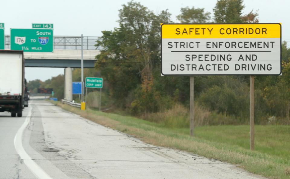 Interstate 77 North is part of a distracted driving corridor that stretches 8 miles North of Ghent Road on Thursday, Oct. 5, 2023, in Bath Township, Ohio. [Phil Masturzo/ Beacon Journal]