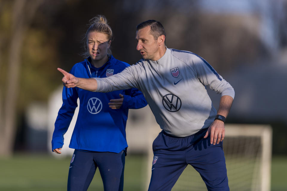 New USWNT head coach Vlatko Andonovski instructs defender Emily Sonnett at training in Columbus. (Brad Smith/ISI Photos/Getty Images).