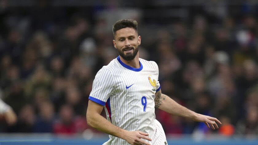 France's Olivier Giroud during an international friendly soccer match between France and Chile at the Orange Velodrome stadium in Marseille, southern France, Tuesday, March 26, 2024. (AP Photo/Daniel Cole)
