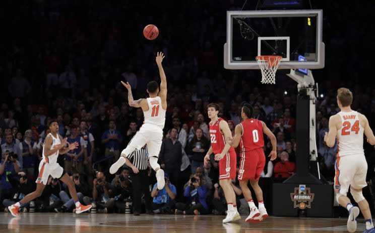 This buzzer-beater sent Florida to the Elite 8 (AP).