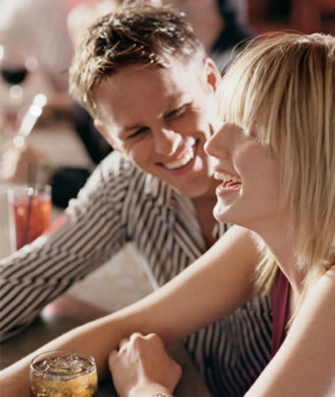 Ready to try online dating? Read these tips first!