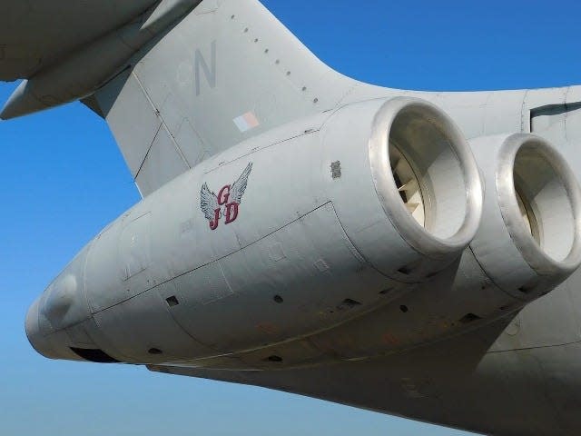 VC10 jet engine - Steve Jones