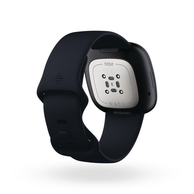 售價US$329 的Fitbit Sense 手錶可以測量心電圖和你的壓力狀況