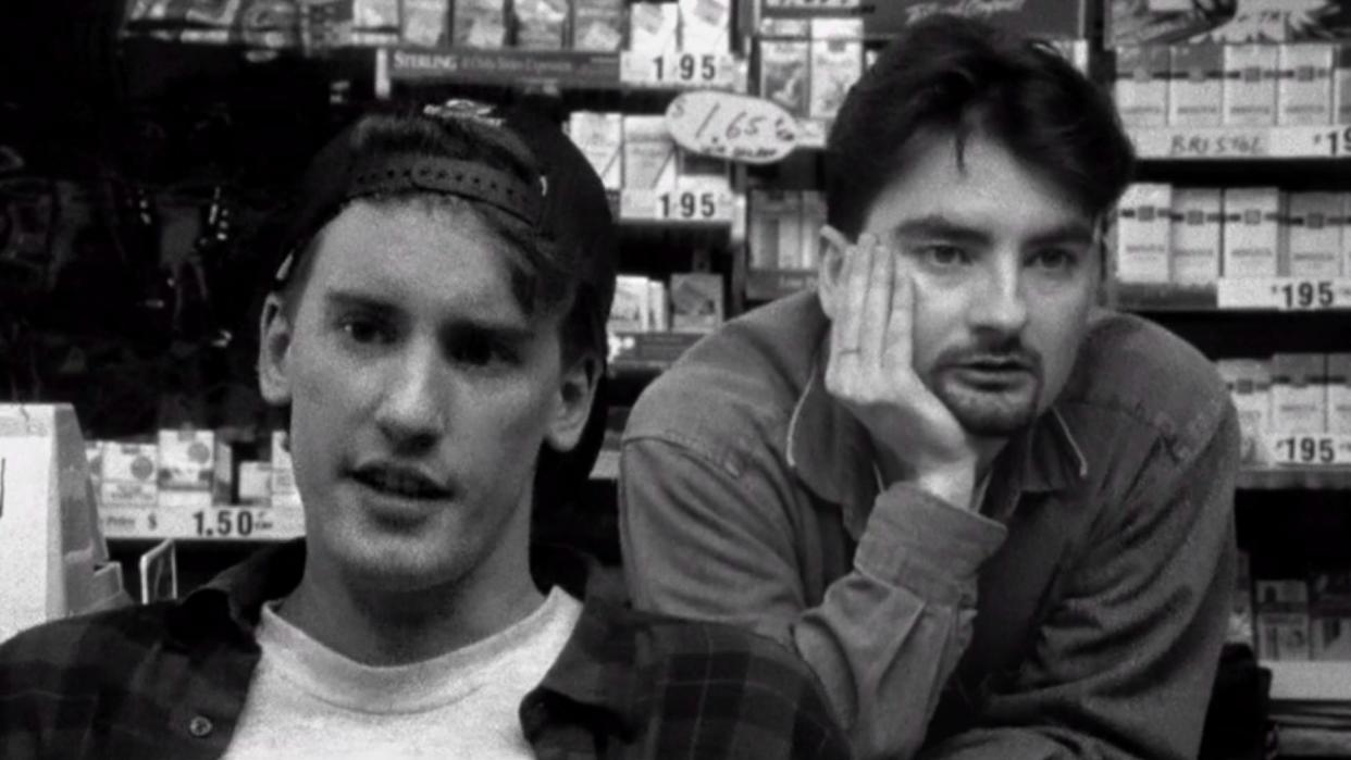  Brian O'Halloran and Jeff Anderson in Clerks. 