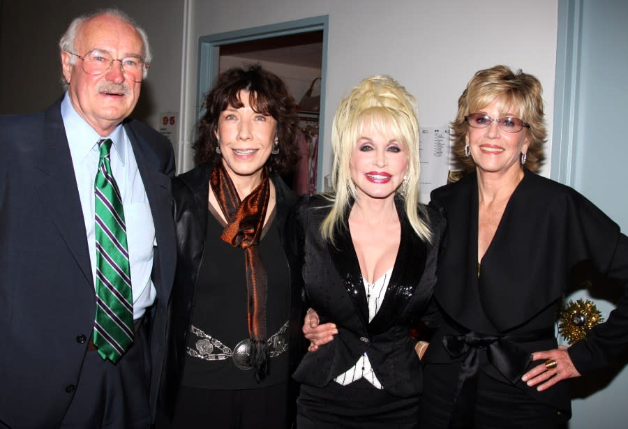 LOS ANGELES, CA – SEPTEMBER 20: Dabney Coleman, Lily Tomlin, Dolly Parton and Jane Fonda pose backstage at The Opening Night of Dolly Parton’s “9 to 5” at The Ahmanson Theater on September 20, 2008 in Los Angeles. (Photo by Bruce Glikas/FilmMagic)