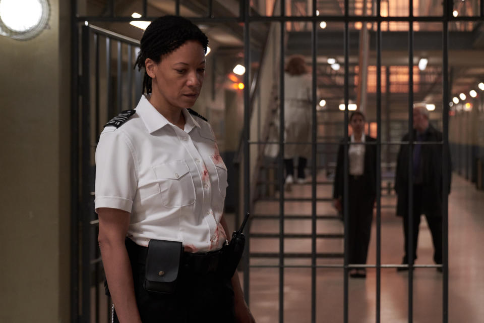 Nina Sosanya in Screw series 1