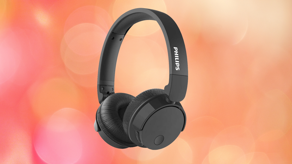 Save a whopping 80 percent on these Philips Bass+ Wireless Noise Cancelling Headphones. (Photo: Walmart)