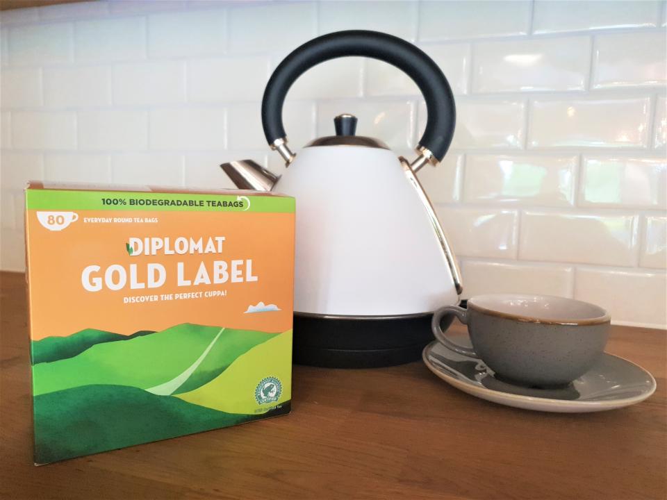 Aldi tea bags and kettle