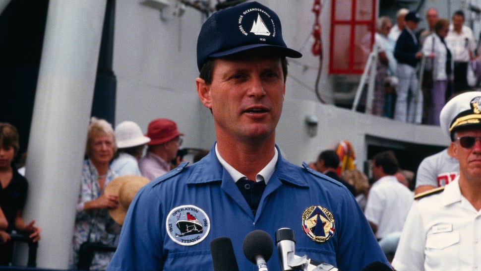 Robert Ballard speaks at a press conference following the first expedition to Titanic.