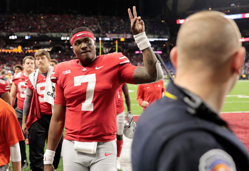 Former Ohio State quarterback Dwayne Haskins death at the age of 24 was mourned by many members of the Ohio State football community.