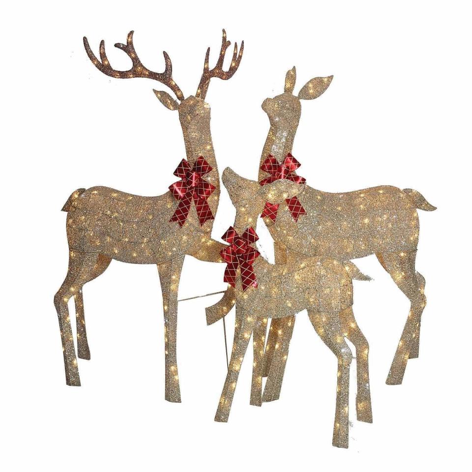 Member's Mark 3-Piece Gold Mesh Deer Family