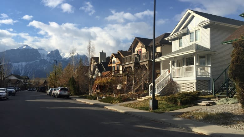 Canmore in a housing 'crisis' with average home price hovering near $998,000