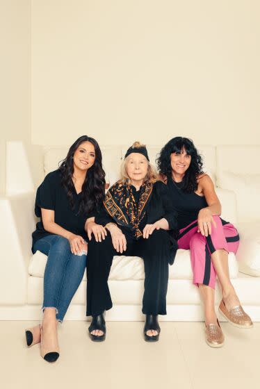 Los Angeles, CA - September 30: Cecily Strong, Jane Wagner and Leigh Silverman, left to right, pose for a portrait at a home on Friday, Sept. 30, 2022 in Los Angeles, CA. Cecily Strong acts in "The Search for Signs of Intelligent Life in the Universe," written by Jane Wagner for Lily Tomlin and directed by Leigh Silverman. (Dania Maxwell / Los Angeles Times)
