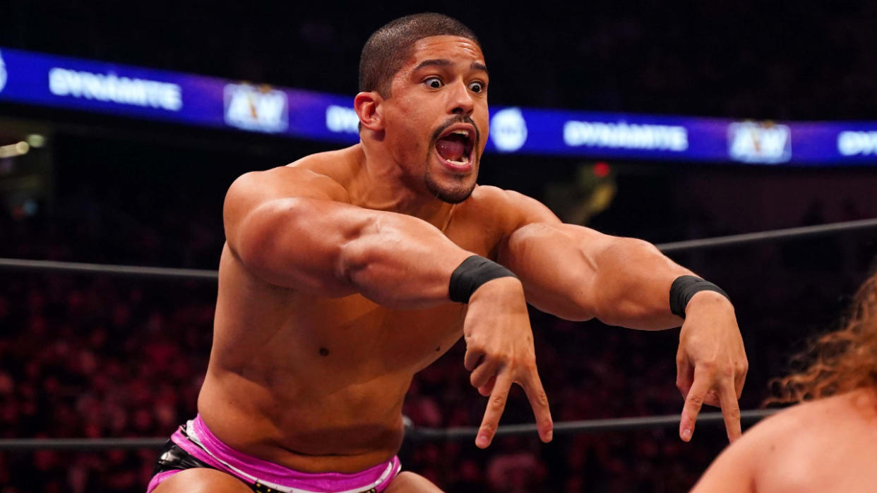 Anthony Bowens Recalls How Meeting Santino Marella Got Him Into Wrestling School