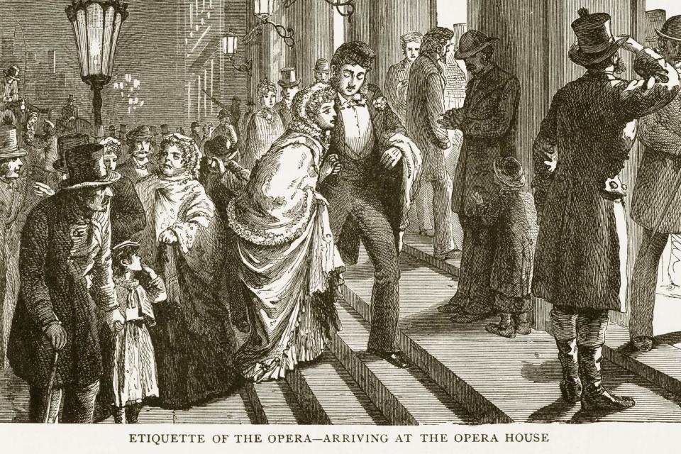 Etiquette of the Opera - Arriving at the Opera House: Getty Images