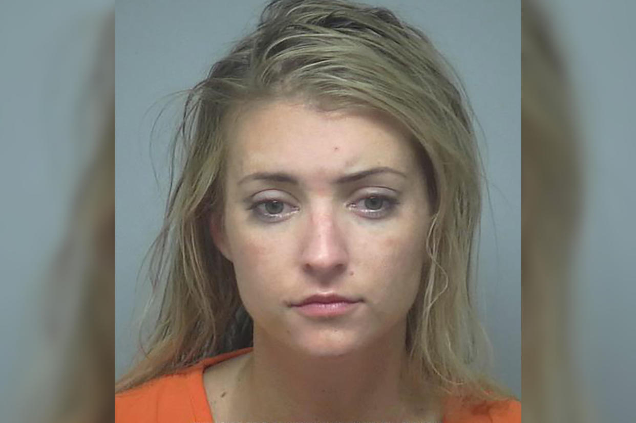 Lauren Elizabeth Cutshaw allegedly claimed she shouldn’t be arrested because she’s a “white girl.” (Photo: Beaufort County Detention Center)