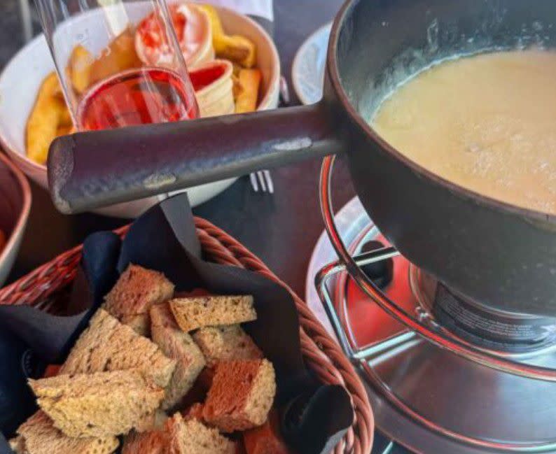 Fondue with Gluten-Free Bread