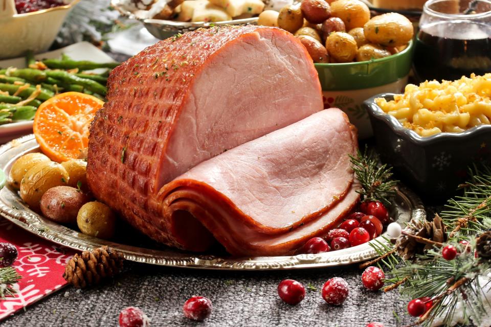 40 Mouthwatering Christmas Ham Recipes for Your Holiday Dinner