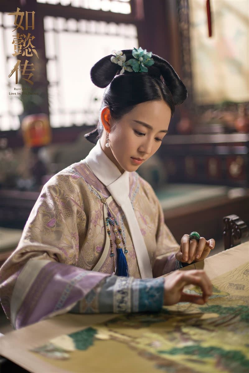 張鈞甯在《如懿傳》中飾演「愉妃」。（圖／翻攝自如懿傳微博）