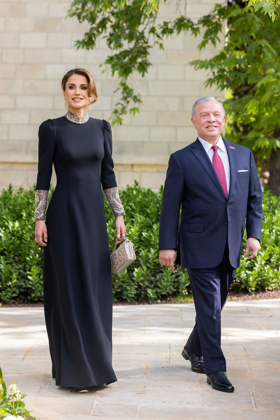 queen rania at the wedding of rajwa al saif and prince hussein