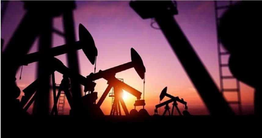 國際油價3日下跌，布蘭特原油、紐約西德州中級原油分別報每桶82.96美元、78.11美元。（圖／報系資料照）