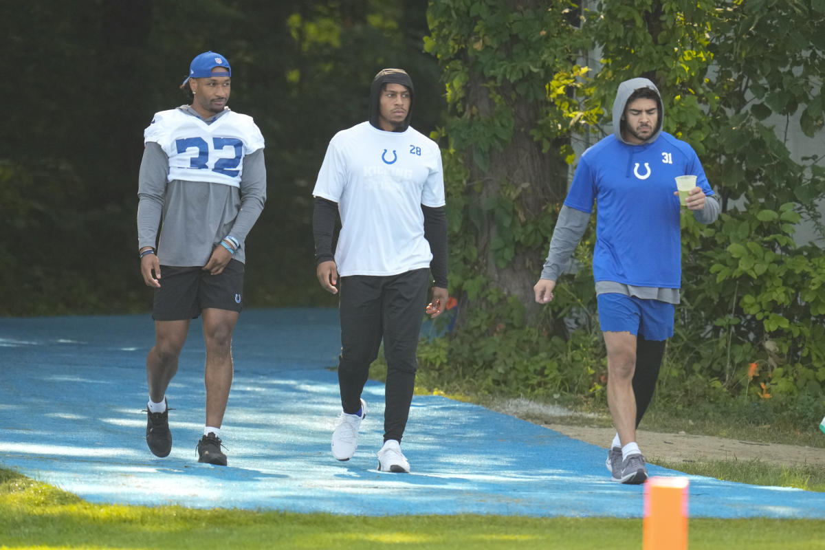 Taylor leaves Colts training camp for 2nd time; team calls it an