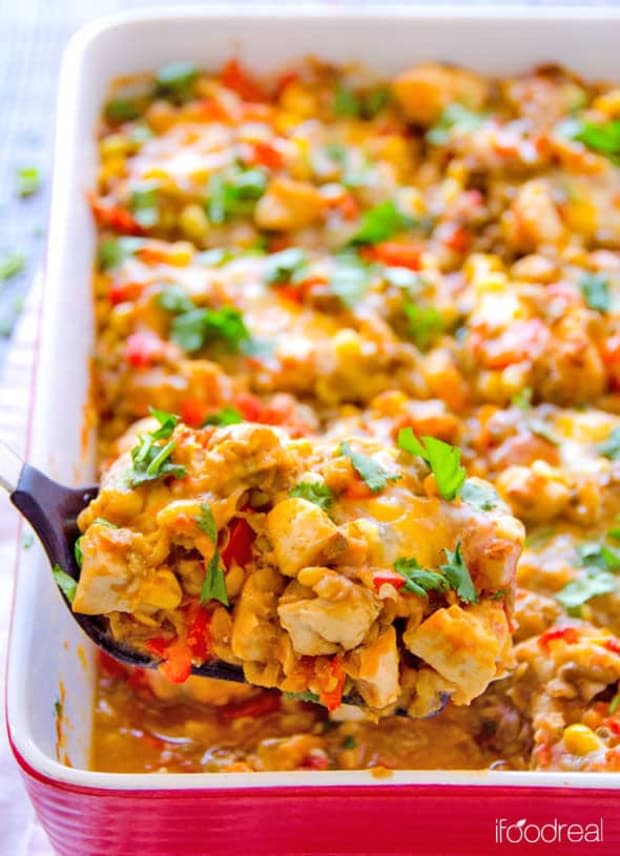 <p><a href="https://ifoodreal.com/chicken-and-lentil-casserole/" rel="nofollow noopener" target="_blank" data-ylk="slk:ifoodreal;elm:context_link;itc:0;sec:content-canvas" class="link ">ifoodreal</a></p>