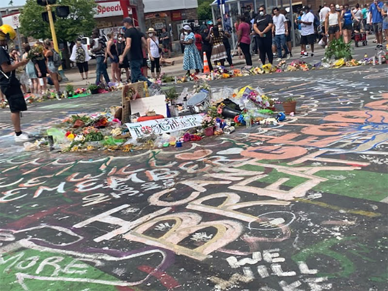 Image: George Floyd memorial (Janelle Ross / NBC News)