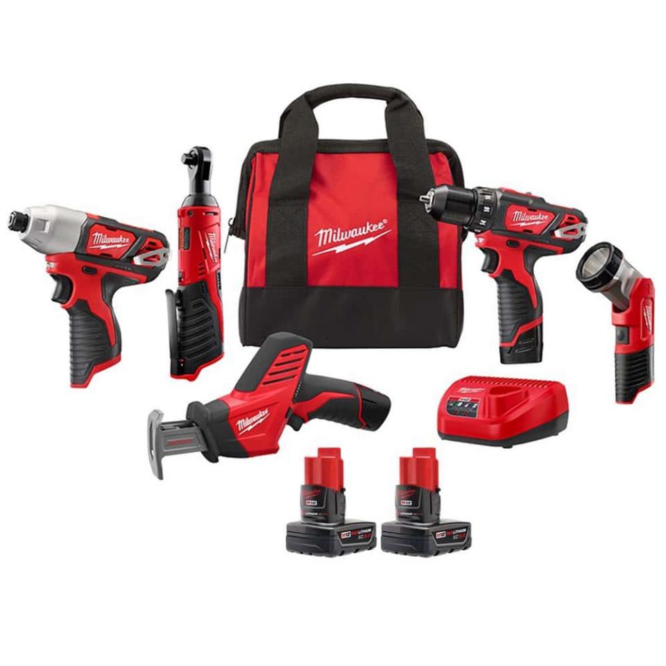 <p><a href="https://go.redirectingat.com?id=74968X1596630&url=https%3A%2F%2Fwww.homedepot.com%2Fp%2FMilwaukee-M12-12V-Lithium-Ion-Cordless-Combo-Kit-5-Tool-with-M12-XC-3-0-Ah-Battery-Pack-2-Pack-2498-25H-48-11-2412%2F318100161&sref=https%3A%2F%2Fwww.autoweek.com%2Fgear%2Fg41914686%2Fautomotive-black-friday-deals%2F" rel="nofollow noopener" target="_blank" data-ylk="slk:Shop Now;elm:context_link;itc:0;sec:content-canvas" class="link ">Shop Now</a></p><p>Milwaukee M12 12V Cordless Combo Kit with 2-Battery Pack </p><p>homedepot.com</p><p>$278.00</p><span class="copyright">Home Depot</span>