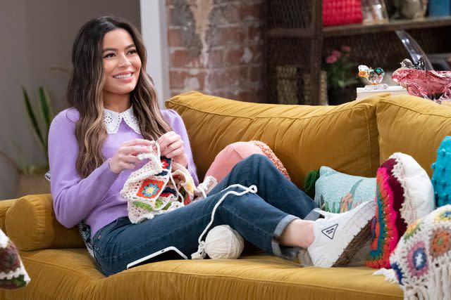 <p>Lisa Rose/Paramount+ </p> Miranda Cosgrove as Carly on the Paramount+ revival 'iCarly'