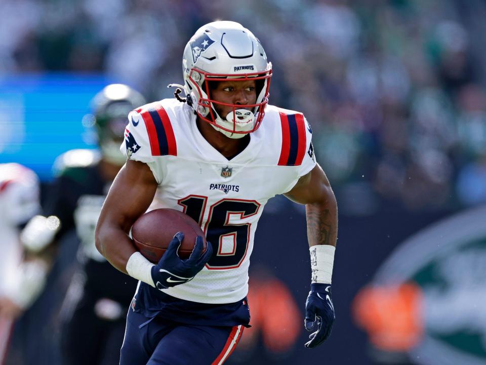 Jakobi Meyers runs with the ball against the New York Jets.