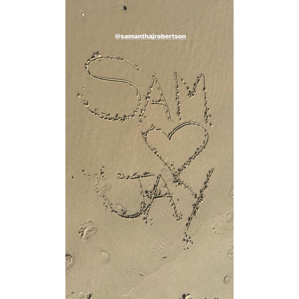 Jay Cutler Shares Sweet Message in Sand to GF Samantha Robertson