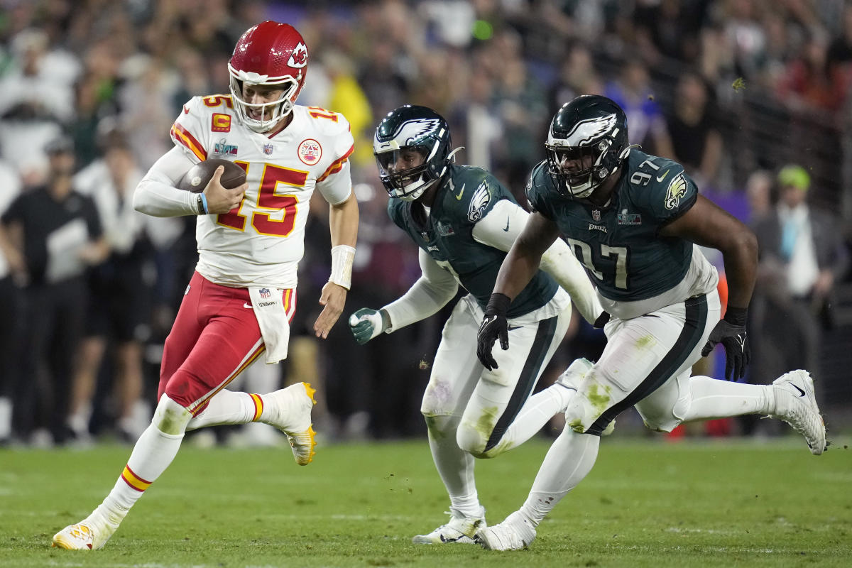 #Mahomes, Chiefs beat Eagles 38-35 in Super Bowl